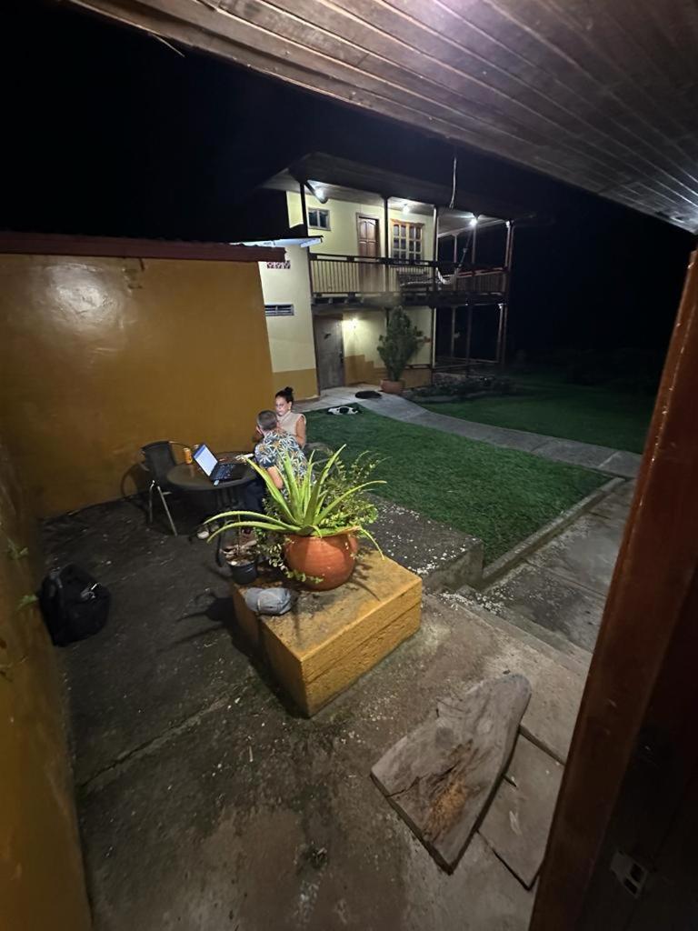 Filandia - Finca Rural La Guadalupana Hotel ภายนอก รูปภาพ